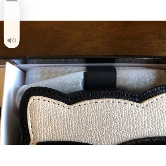 NWT-Karl Lagerfeld Cat Mini Purse & Card Holder –Designer Gift Set-reg $198 - Picture 2 of 8
